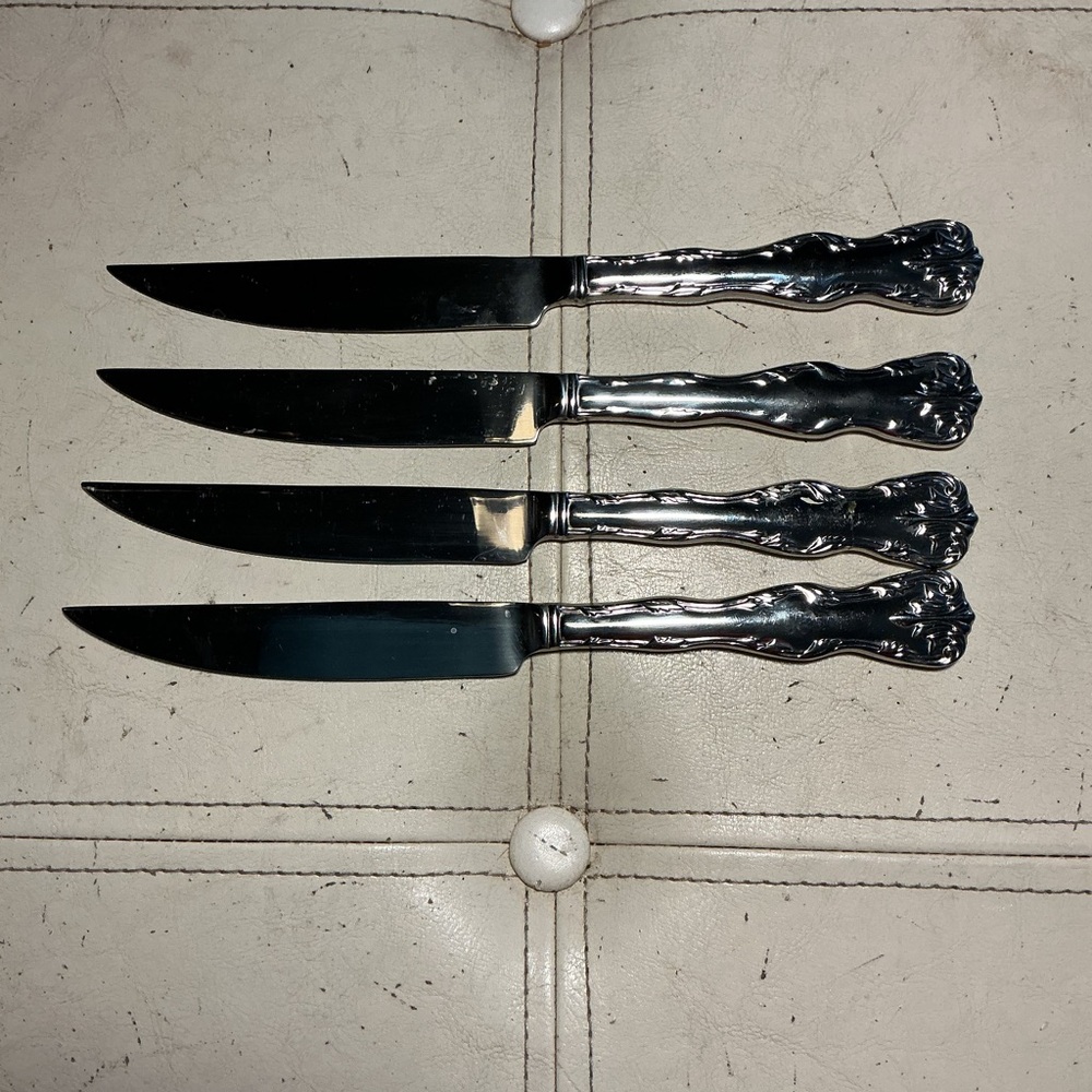Reed & Barton Silver Tone Ornate Steak Knives - Set of 4